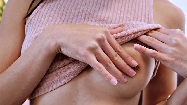 Jade's Miami dating life means embracing the nudist lifestyle and on Jet Skis.