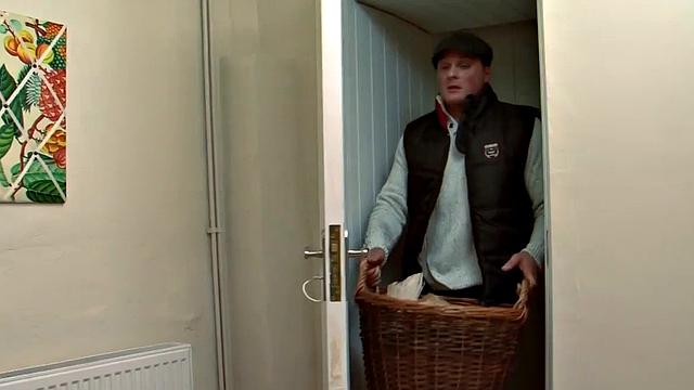 Gorgeous Blonde Nesty Rewards Hardworking Brit