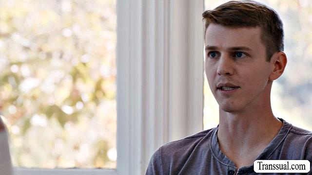 Skinny babe gives her lover a blowjob payment