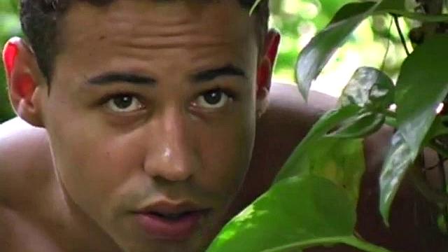 In the jungle, muscular Latino Pero Boteino beats his meat, hungry for Brazilian boys. Blonde beauty Pero Coresma is the lucky bottom.