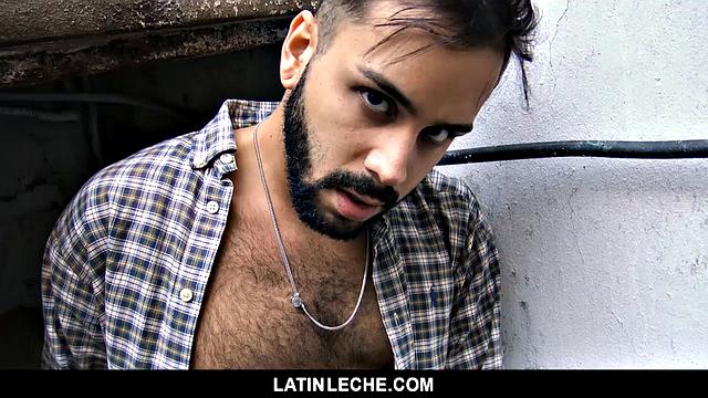Venezuelan stud takes a wild alley cock ride and gets a sticky welcome to Buenos Aires