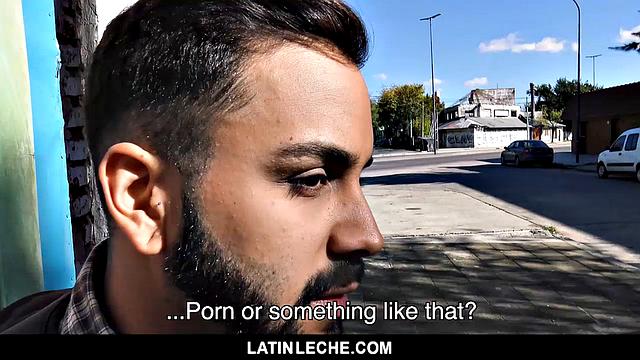 Venezuelan stud takes a wild alley cock ride and gets a sticky welcome to Buenos Aires