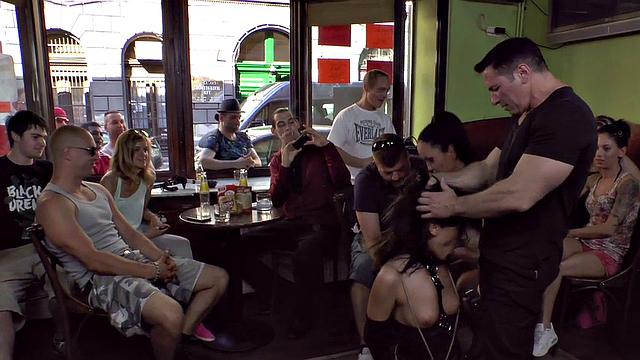 Scandalous nympho slut sucks hard dick at public place