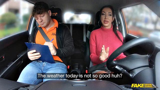 круглом грудная брюнетка провалила вождение, но блестяще сдала минет