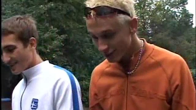 Str8 Josh Fucks a Cute Guy