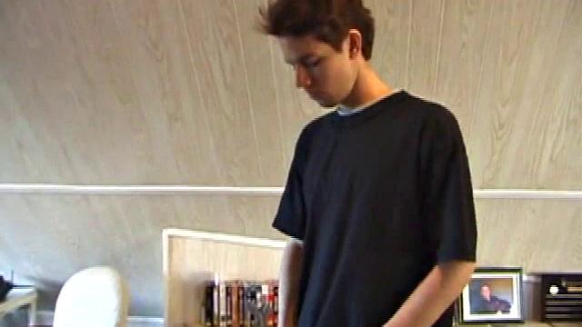 Jayden drops his skateboard, pulls off his shorts and lubes up his stiff cock. After giving his meat a good long stroking, Jayden edges himself to the point of no return and pumps out a huge load onto his board.