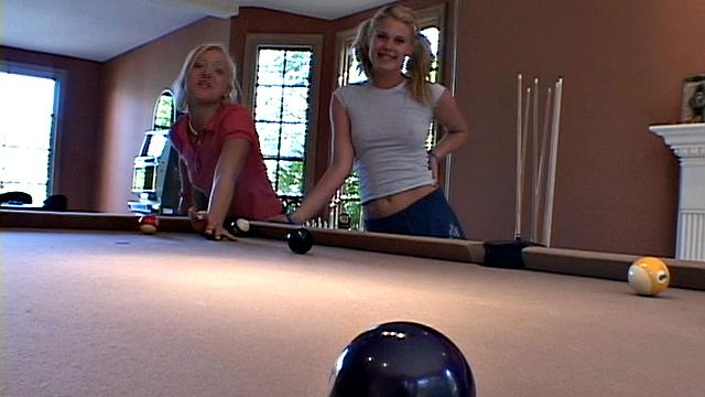Little Summer Lick and Suck at Lesbian Pool