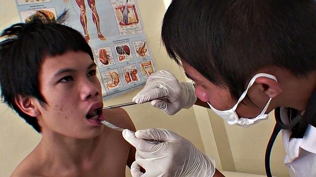 Gay dude loves fucking hard with his BFF in hole