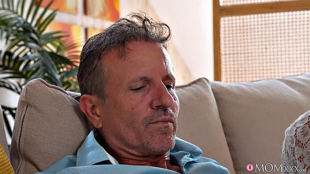 Naive blonde needs a lesson