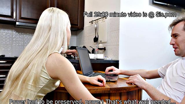 Crazy dude bangs his sexy stepsis behind stepmom's back