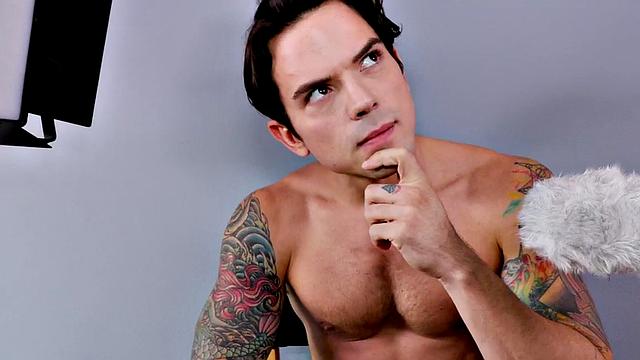 Tattooed stud with abs bareback fucked and jizzed