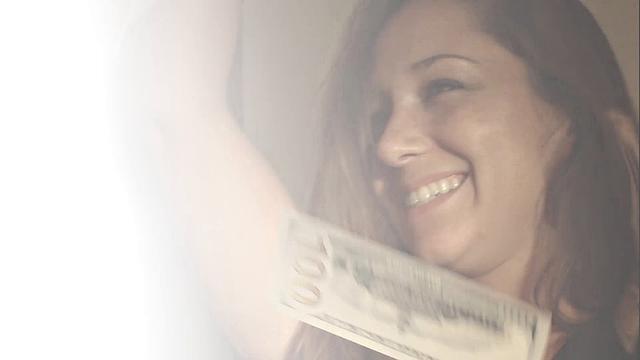 Yhivi Applies Online To Have Sex With Deen