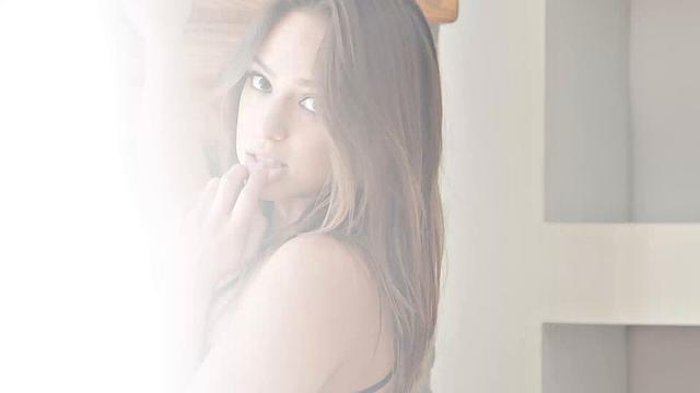 Yhivi Applies Online To Have Sex With Deen