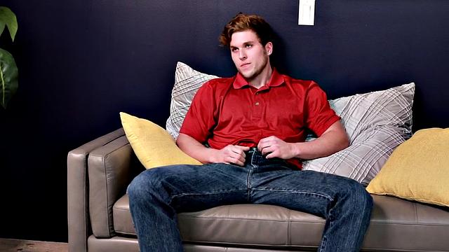 smooth newbie masturbates on bed until shooting cum