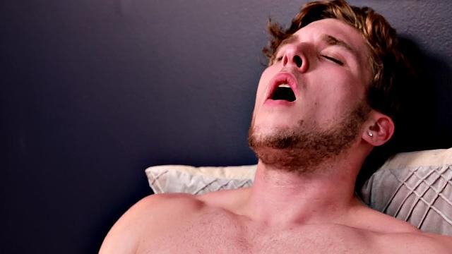 smooth newbie masturbates on bed until shooting cum