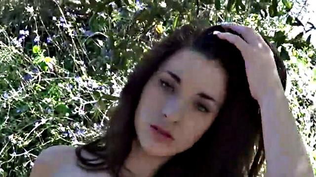 Britney Blue Fingering and Closeup