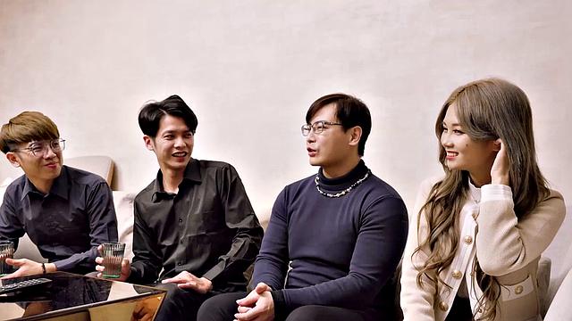 Masseuse Meng Ruoyu gets a dream client who asks to fuck