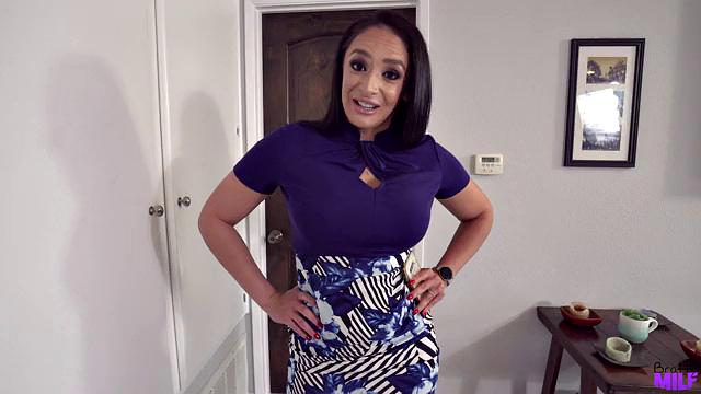 My Stepmom Has A Lover - S1:E4