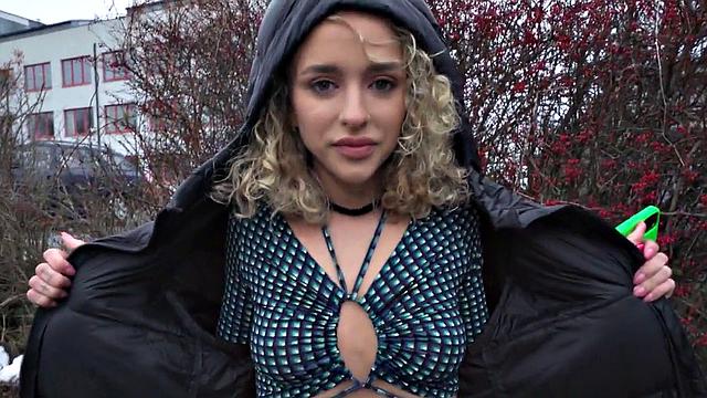 Petite 21yo in pantyhose fucked for cash in casting