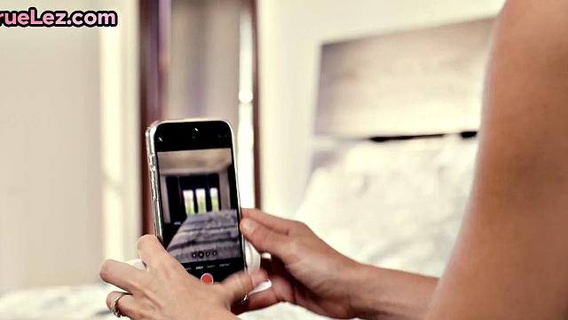 Horny Lesbians in threesome