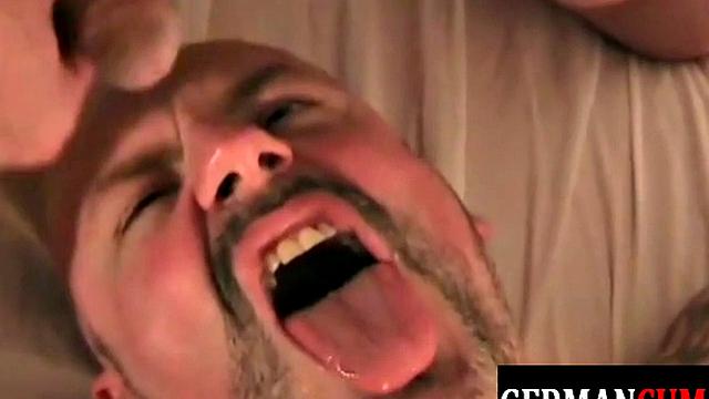 Dickblowing German jock gets bred by DILF from behind