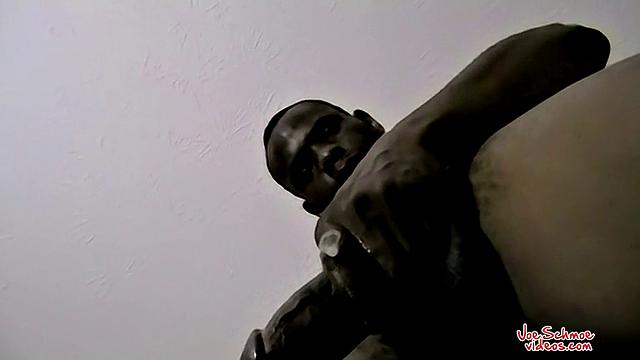 Bi Black Guy Dee Gets Down - Dee
