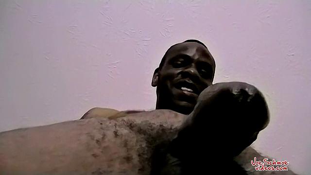 Bi Black Guy Dee Gets Down - Dee