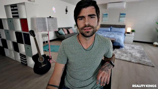 The Best Guitar Tutor