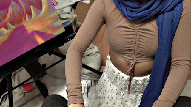 Девочки в хиджабах нашли рай на чужом члене-Коран промолчал, но они нет