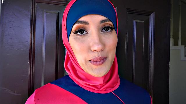 Девочки в хиджабах нашли рай на чужом члене-Коран промолчал, но они нет