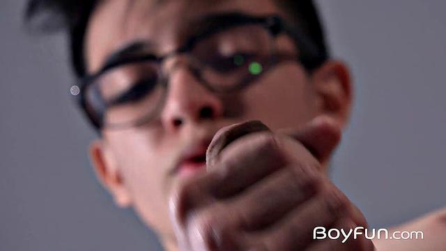 Antu Burghos takes charge with intense gay action