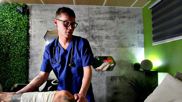 Seduced guy penetrated by big dick in tight anal hole