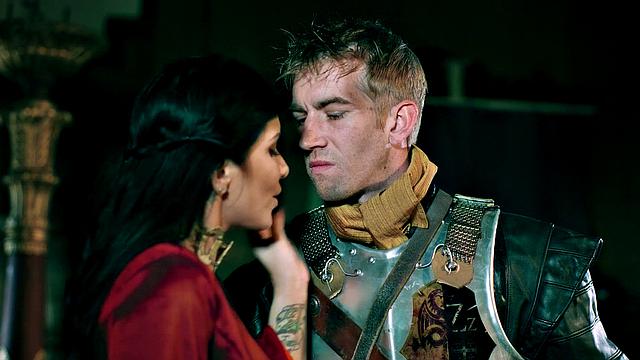 Queen Of Thrones: Part 3