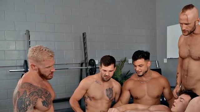 Eager group assfucking in the gym in middle of workout