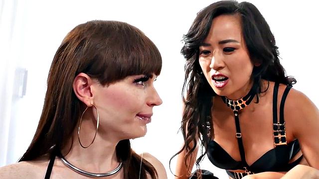 Foot fetish amateur TS fucked by Asian female domina
