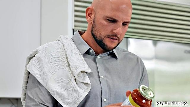 Cucking Dinner for Two