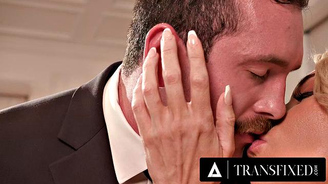 TRANSFIXED - Sexy Aubrey Kate Fucks Aroused Lawyer After Filing For Divorce