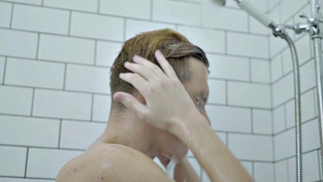 Hung skinny twink jerking off in shower after showing dick