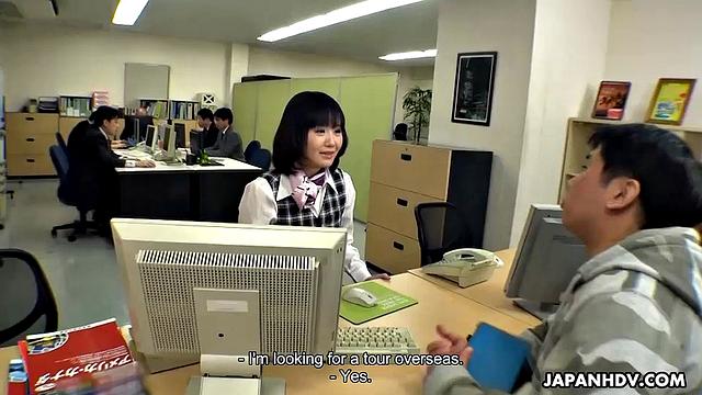 Office lady Shizuk Hutaba is fucked by customers