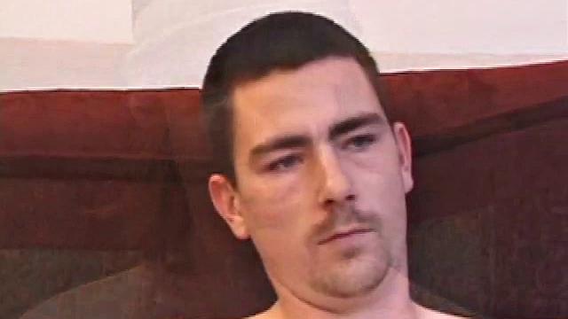 Даниэль вернулся, Маршал уговаривает "стрейта" на глоток прямо сейчас