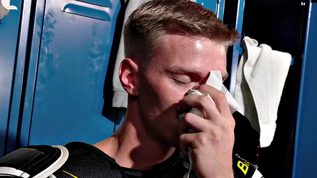 Panty sportive stud rimmed and fucked in locker room