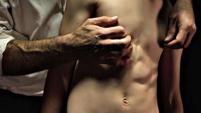 Submissive oiled skinny twink toyed anally by DILF