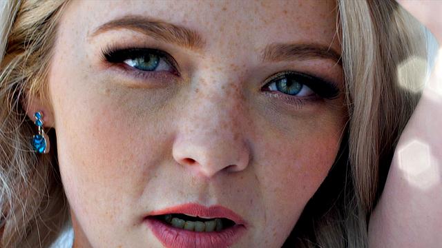 Green-eyed Beauty Swallows Cum In POV