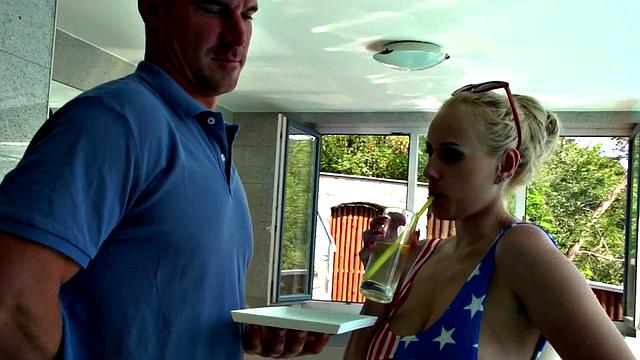 Angel Wicky: a good girl