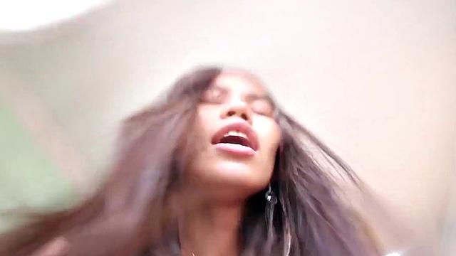 Annie Can't Stop Cumming