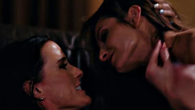 Busty PS dyke tribbing and sex on the couch