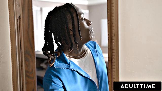 Adult Time - Horny Cheerleader Kimy Kimm Caught By Footballer & Fucks In the Shower!