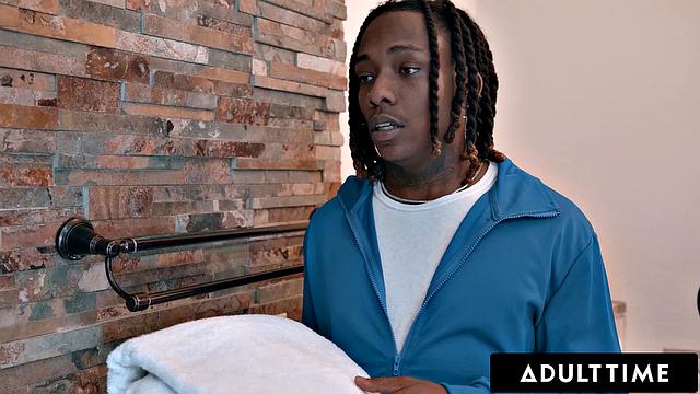 Adult Time - Horny Cheerleader Kimy Kimm Caught By Footballer & Fucks In the Shower!