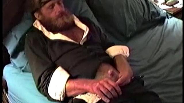 richard trades his hard hat for a hard cock - looks like someone just got promoted