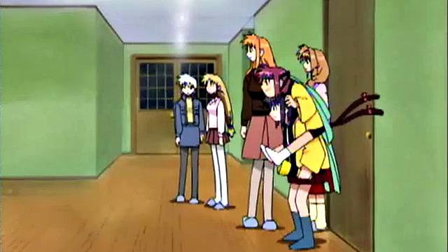 Блондинка из аниме получает жёстко в фантазийной сцене